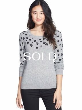 SOLD * Halogen 100% Cashmere Grey Leopard Print Sweater‎ Size LP